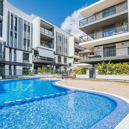 Prime Spanish Holidays - Essential Penthouse Apartment